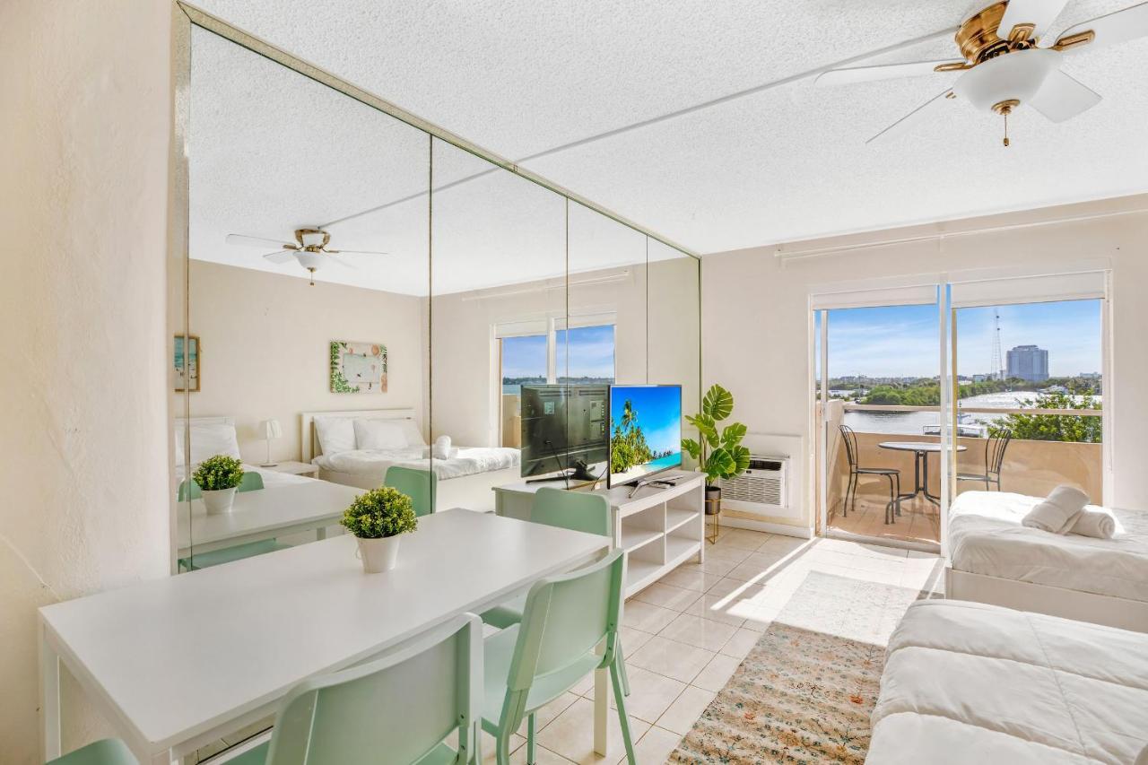מיאמי ביץ' Beachy Studio-Apt In The Center Of Miami מראה חיצוני תמונה